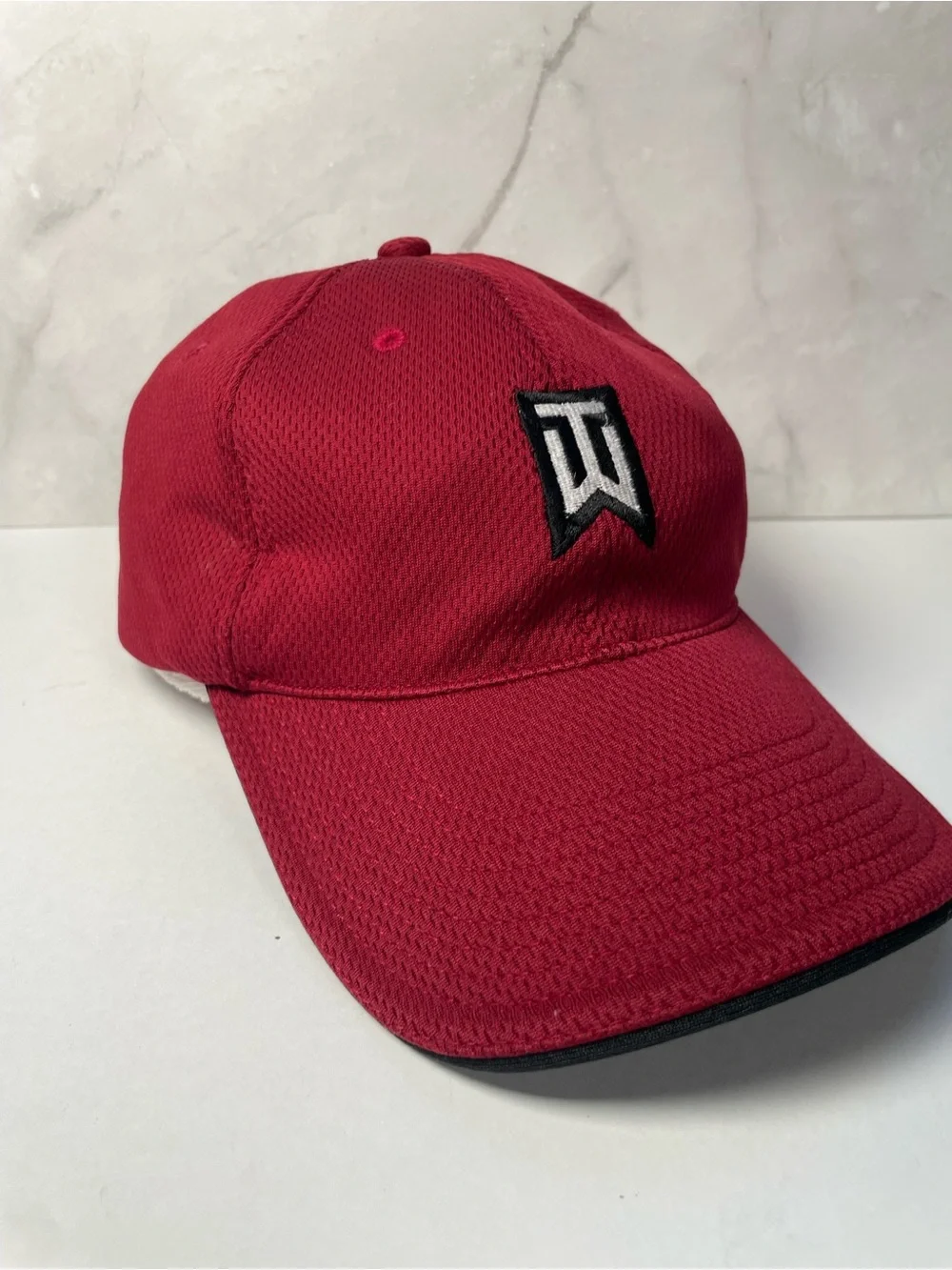 Nike Tiger Woods One Size Adjustable Dri-Fit Red Golf Hat Cap